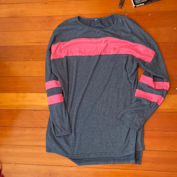 Tops - Colorblock Sweater